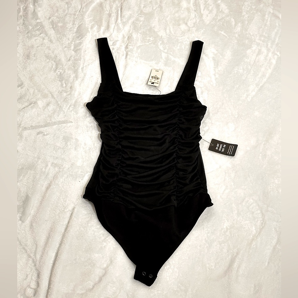 Express bodysuit black scrunched size M. NWT
